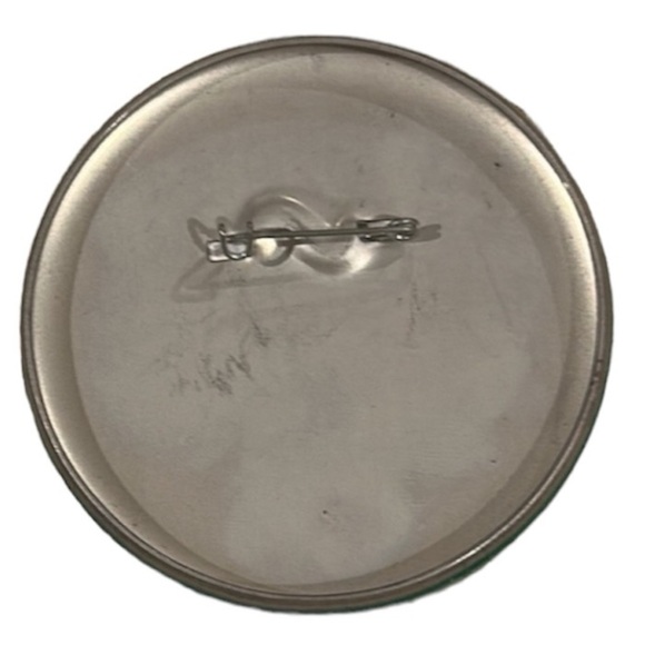 Disney Celebrating pin - Picture 2 of 2